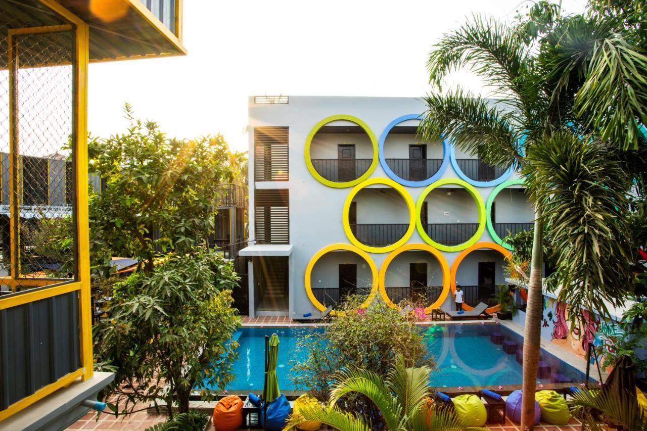 White Rabbit Hostel Siem Reap Zewnętrze zdjęcie