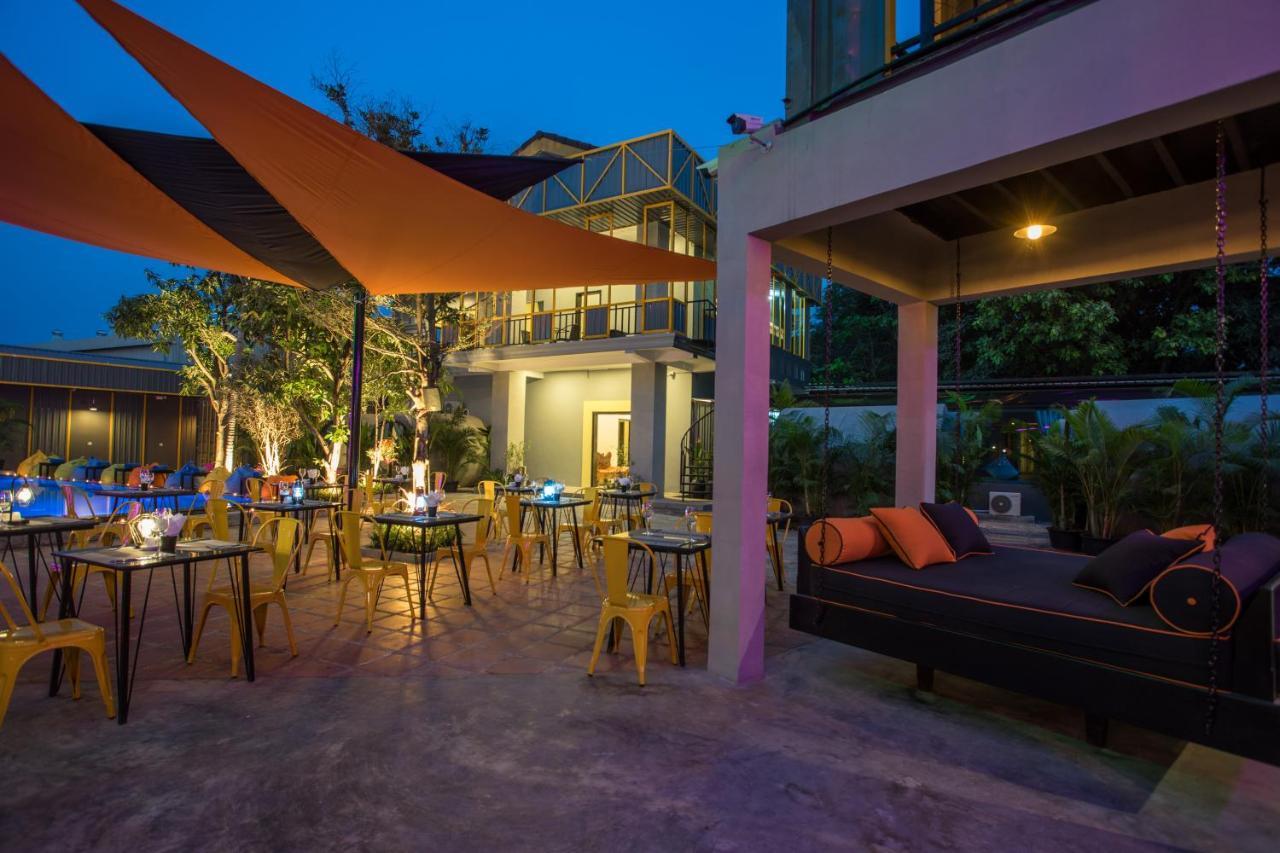 White Rabbit Hostel Siem Reap Zewnętrze zdjęcie