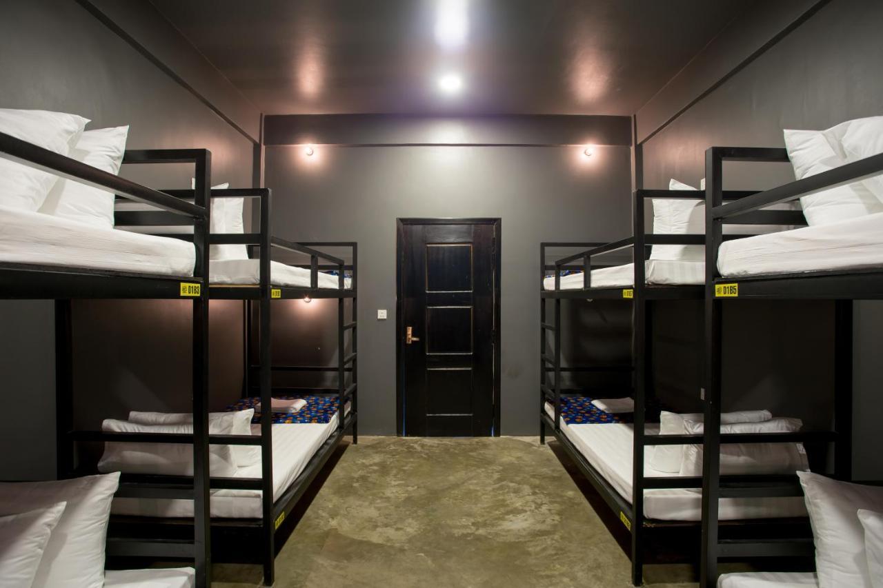 White Rabbit Hostel Siem Reap Zewnętrze zdjęcie