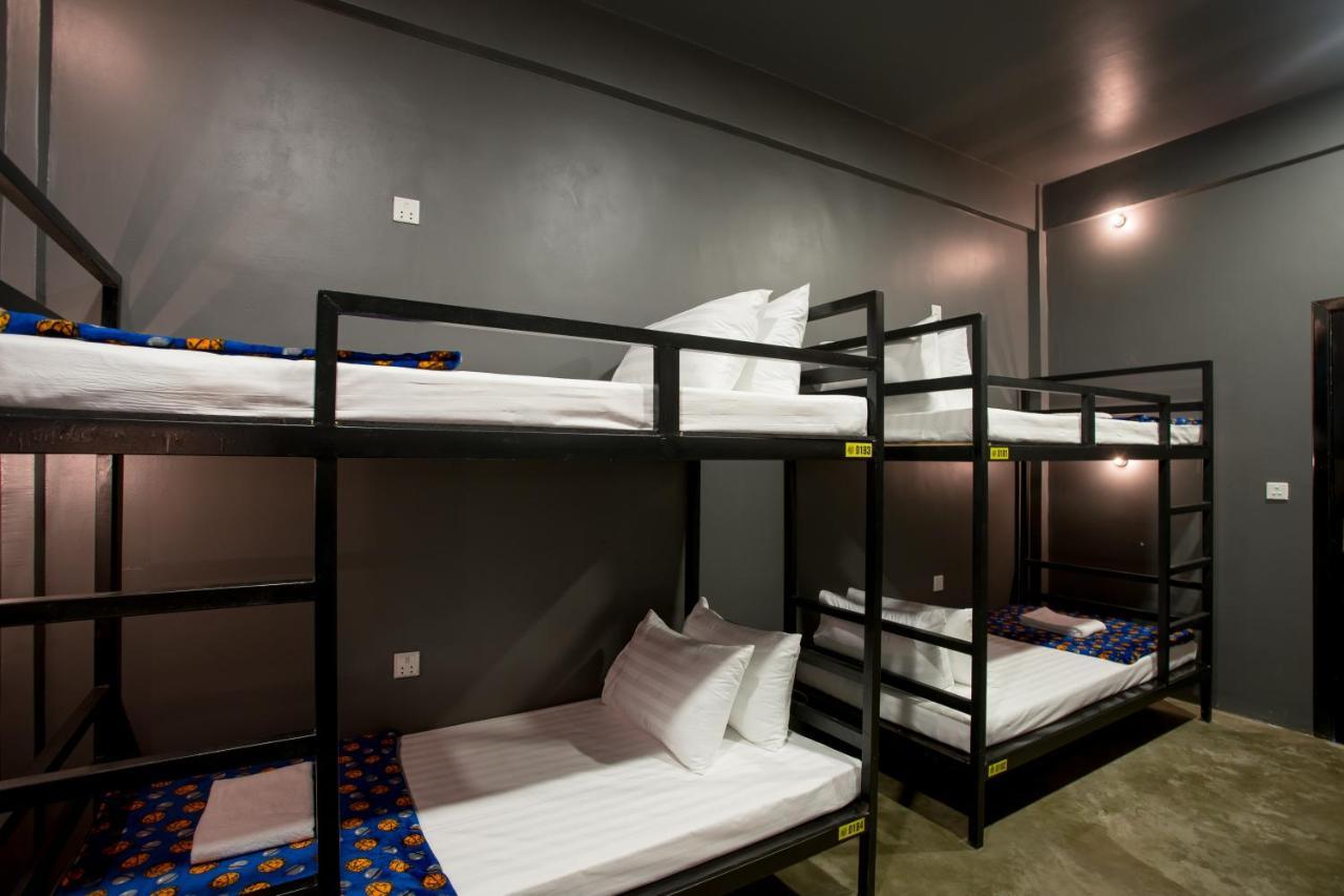 White Rabbit Hostel Siem Reap Zewnętrze zdjęcie